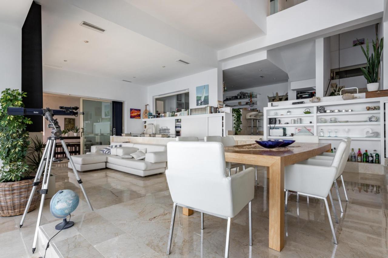 Exclusive Seafront Villa,Private Pool,Gym,Bbq El Toro  Luaran gambar