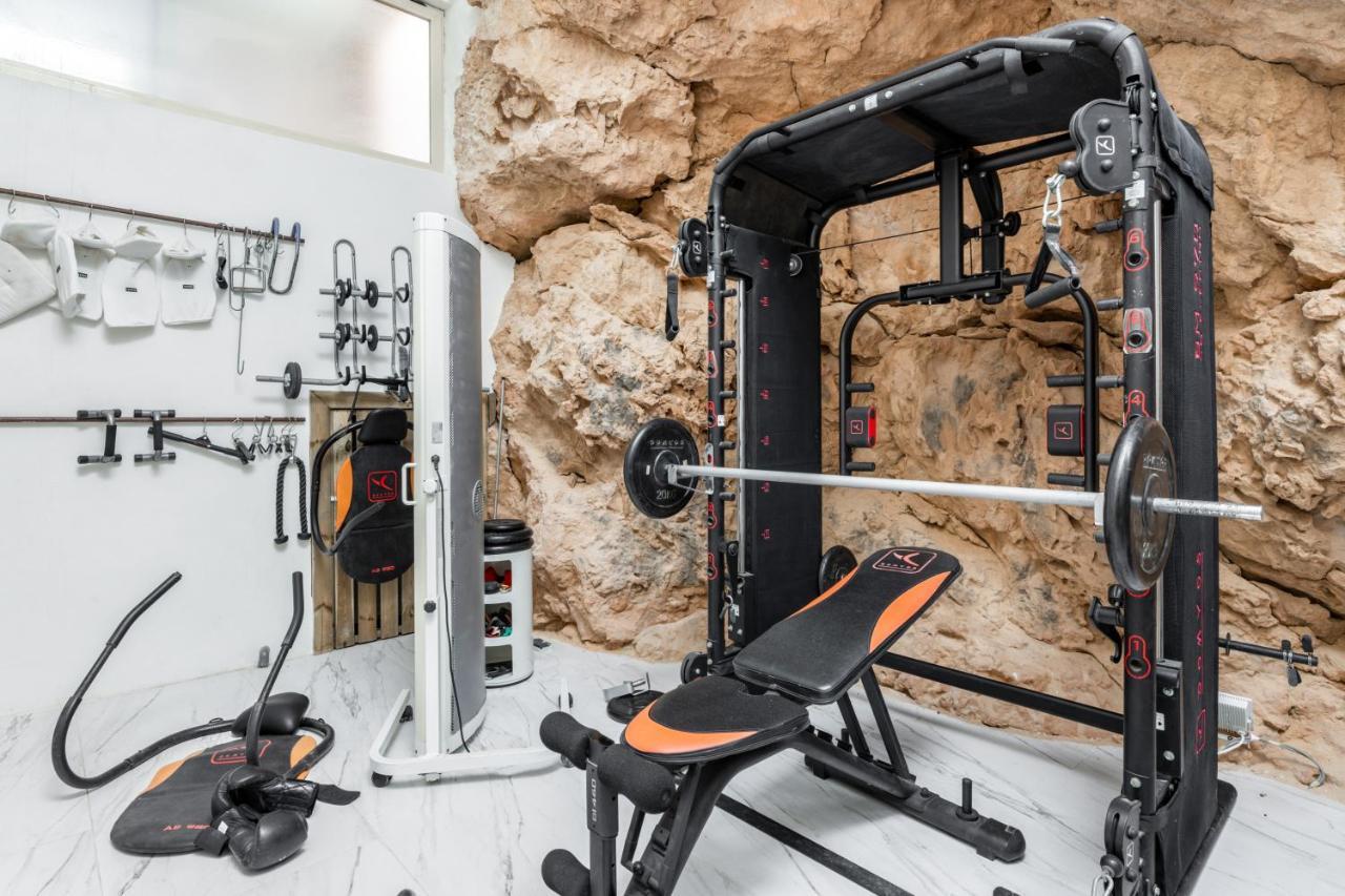 Exclusive Seafront Villa,Private Pool,Gym,Bbq El Toro  Luaran gambar