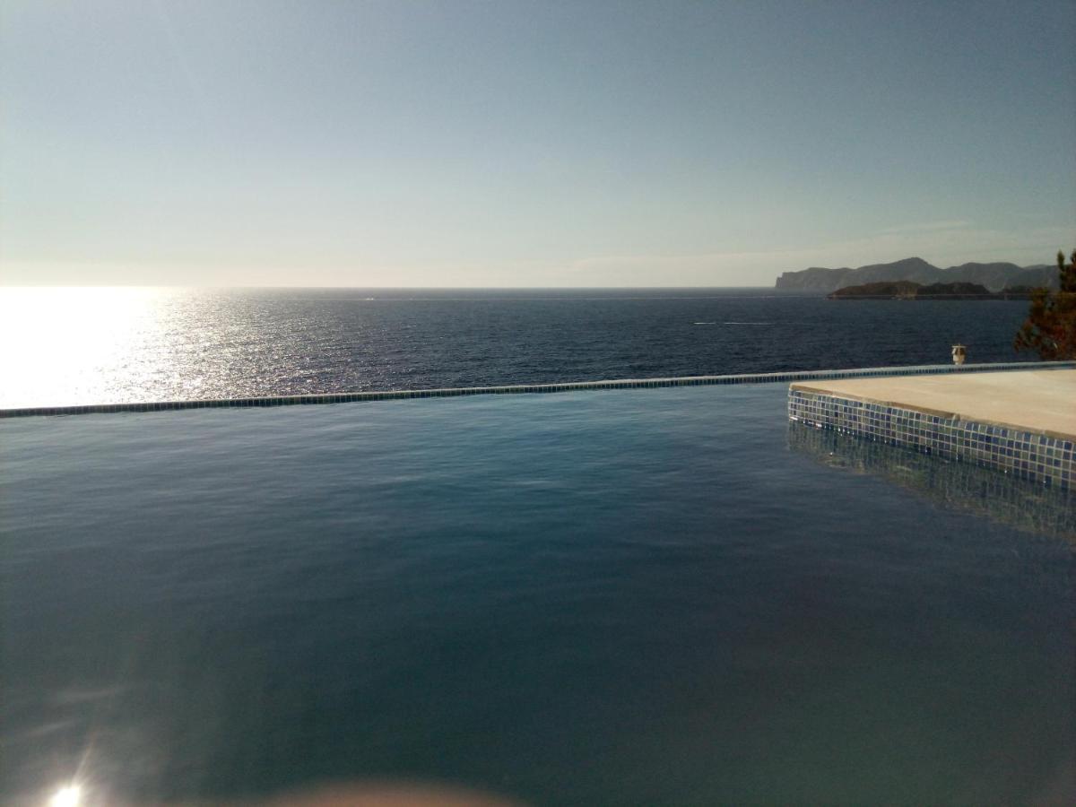 Exclusive Seafront Villa,Private Pool,Gym,Bbq El Toro  Luaran gambar