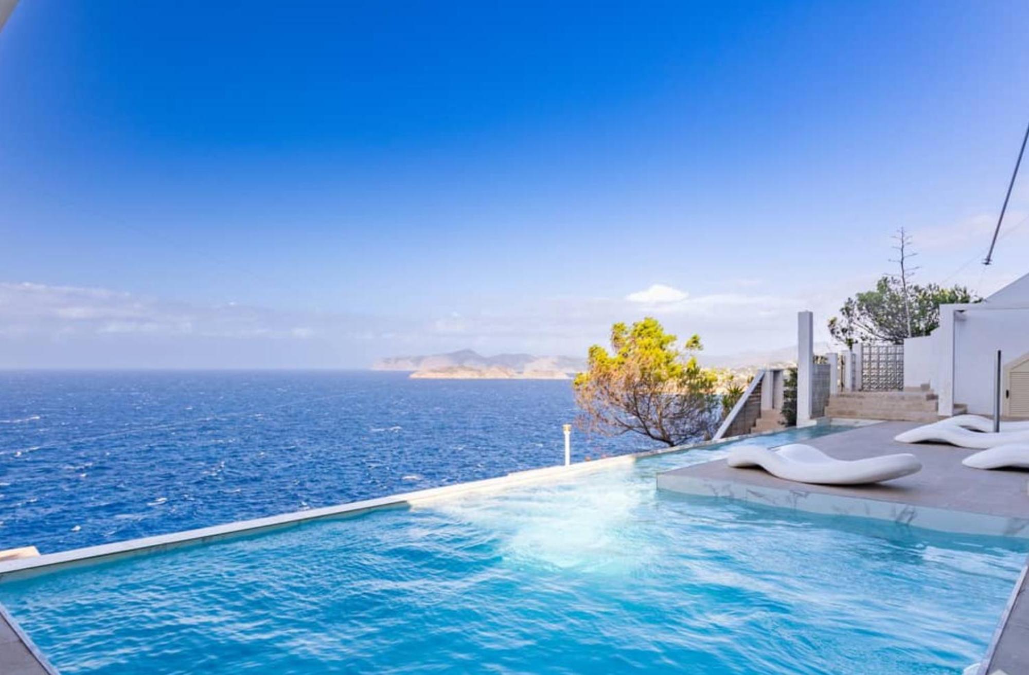 Exclusive Seafront Villa,Private Pool,Gym,Bbq El Toro  Luaran gambar